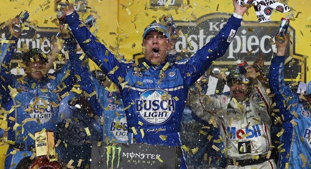 Case closed! Harvick soars to fifth win of 2018 with late surge