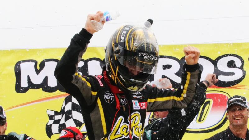 Zane Smith out-duels MDM teammate Chase Purdy to win Menards ARCA 200 at Toledo