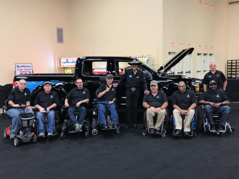 Richard Petty Helps Raise Over $100,000 for Paralyzed Veterans of America