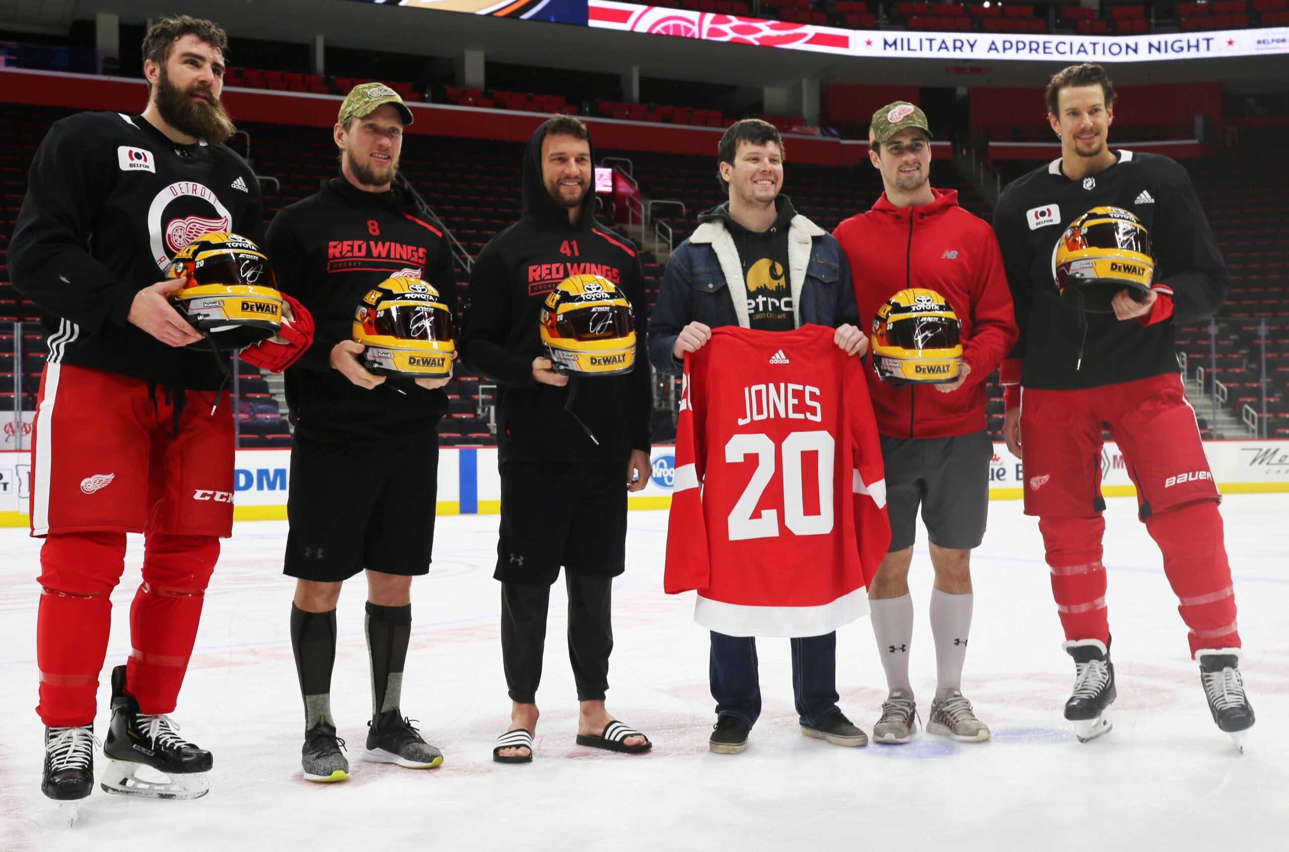 Erik Jones slides into Red Wings practice to promote MIS