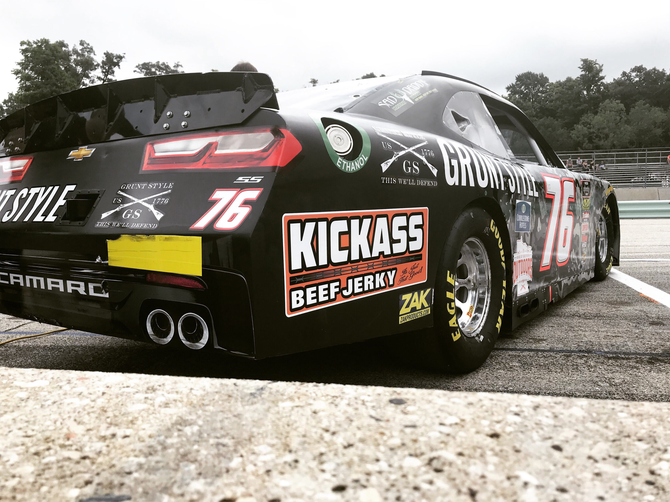 Kickass Beef Jerky Returns to NASCAR as an Associate Sponsor of Spencer Boyd