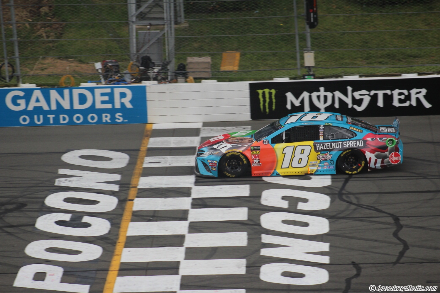pocono400winnerkylebusch