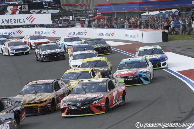 Choosing the Right Auto Racing Betting Site