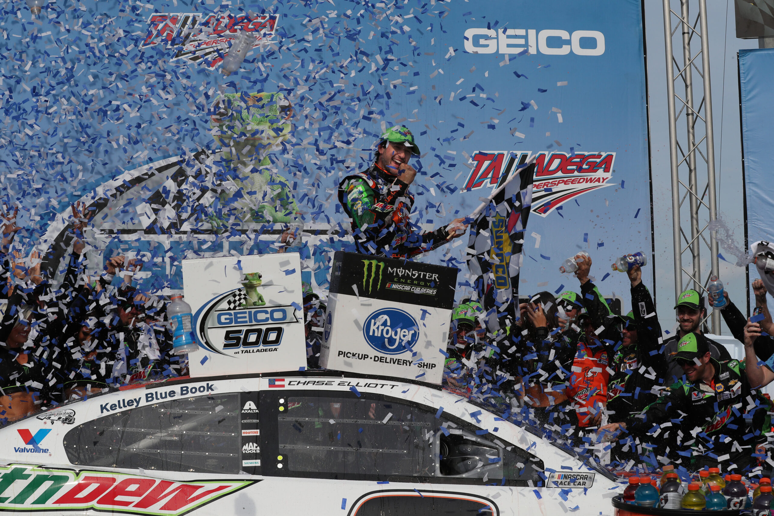 Chase Elliott Eyes Season Sweep, NASCAR Playoffs Advancement at Talladega Superspeedway