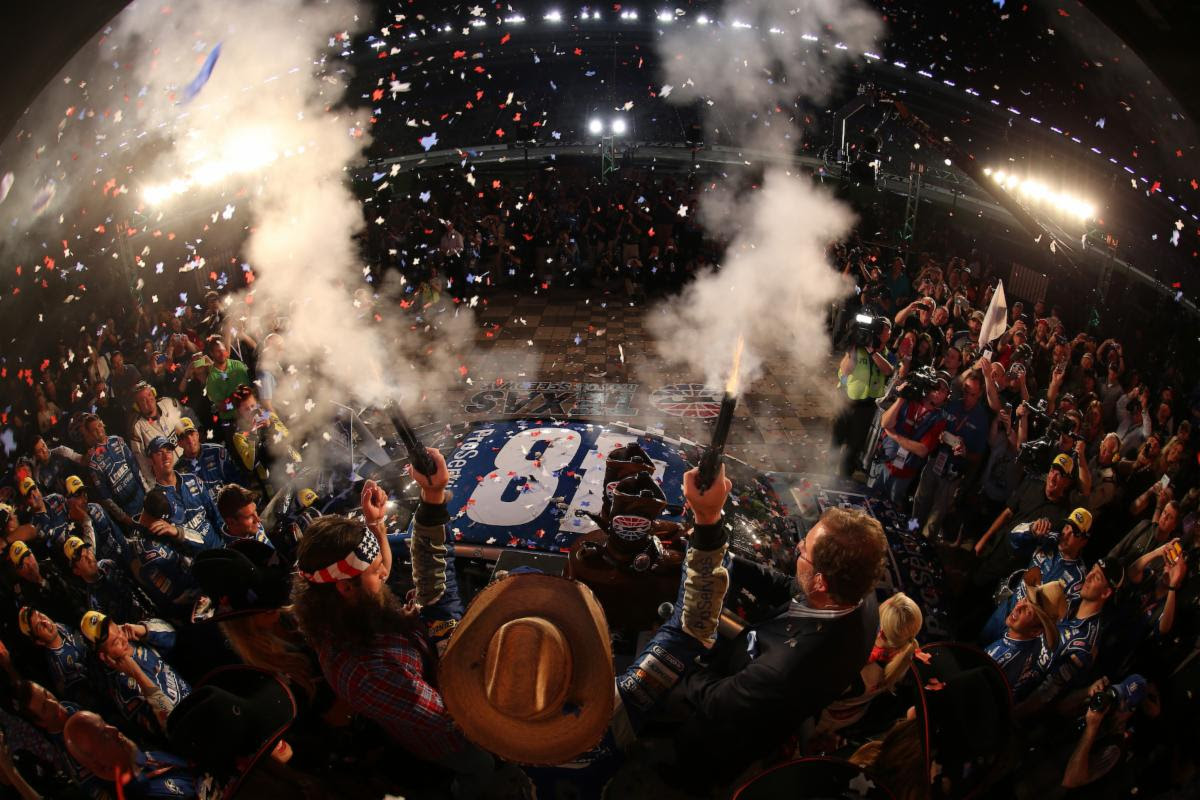 TEXAS MOTOR SPEEDWAY, MOTORSPORTS WORLD CELEBRATE 4/8 AS JIMMIE JOHNSON DAY