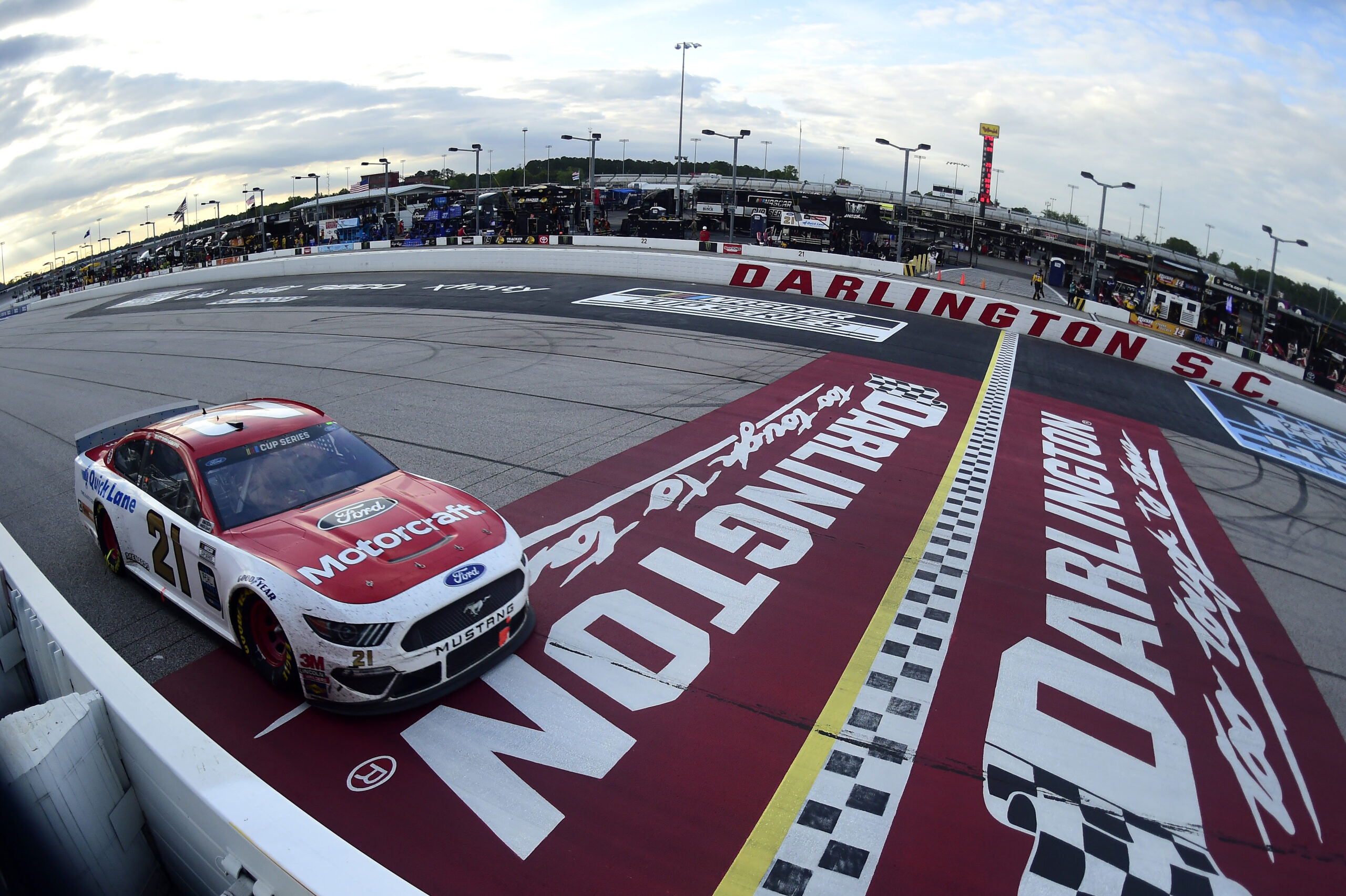 Wednesday Night Race at the Lady in Black