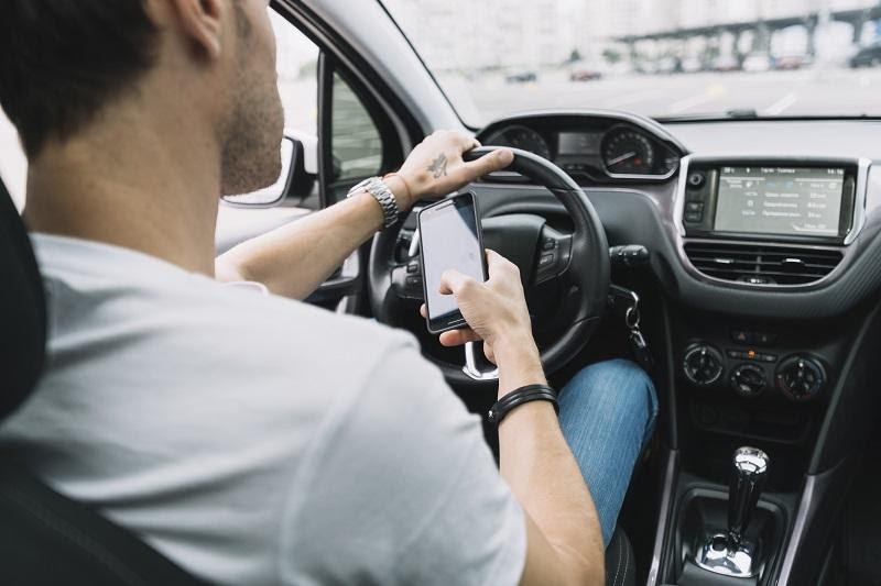 10 Must Have Gadgets For Your Car You Should Buy