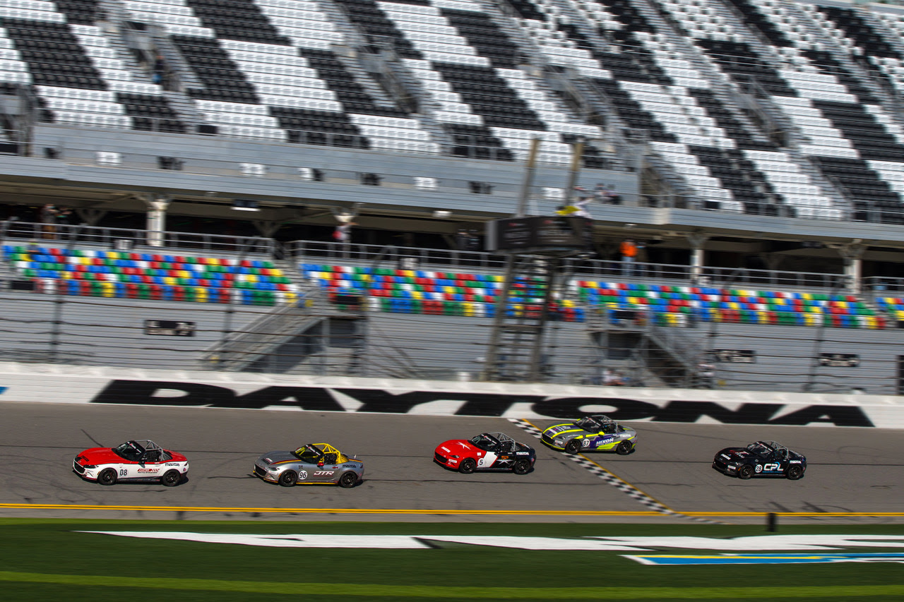 Carter Victorious in Second Mazda MX-5 Cup Race at Daytona