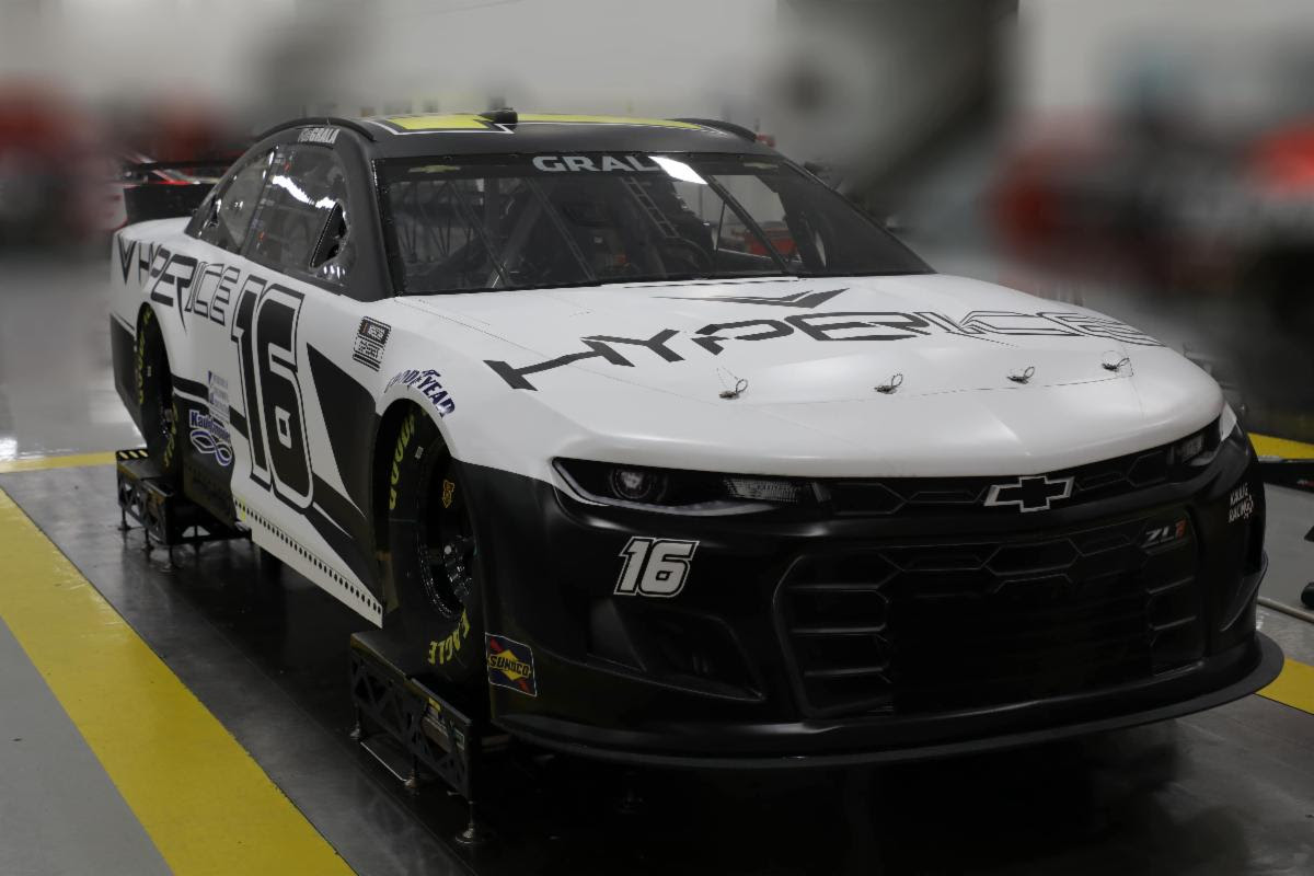 Kaulig Racing Partners with Hyperice to Bring Recovery Technology to NASCAR
