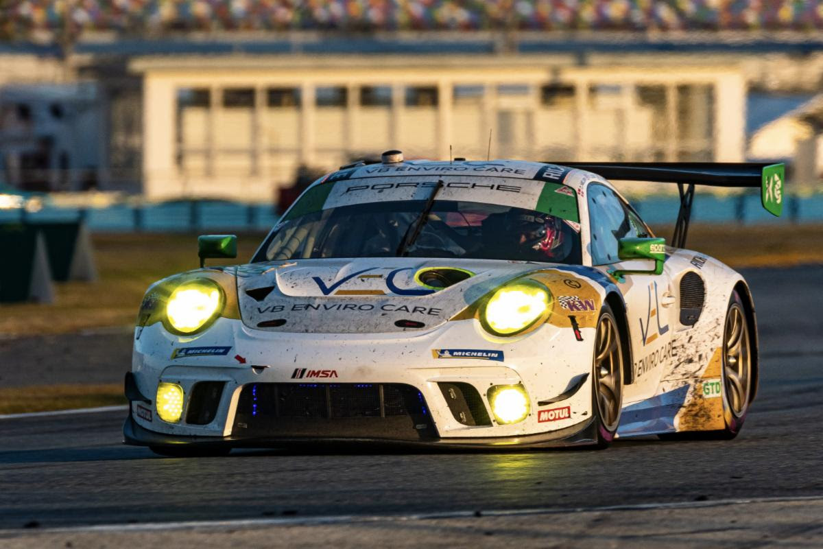 Katherine Legge, Christina Nielsen, Earl Bamber and Rob Ferriol Earn Top 10 Daytona Finish For Team Hardpoint EBM