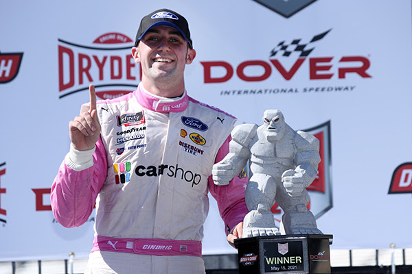 CINDRIC WINS AT DOVER