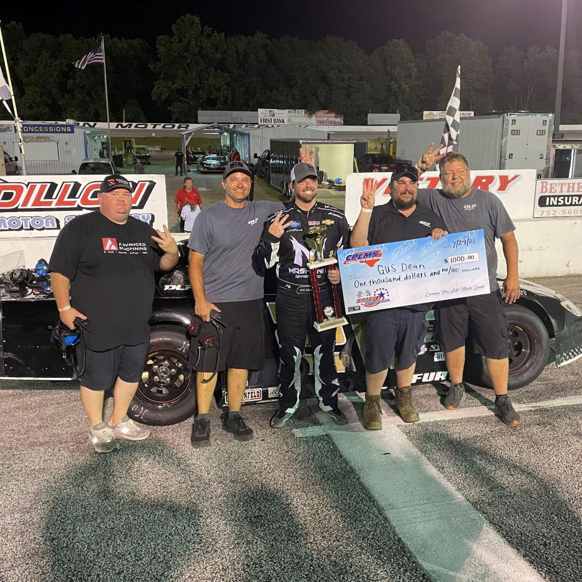 Gus Dean wins third consecutive Carolina Pro Late Model Series race with thrilling last-lap pass