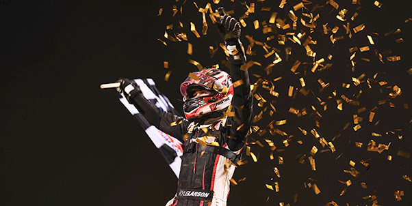 Larson Endures Late Bump To Win BC39, Complete IMS Dirt Sweep
