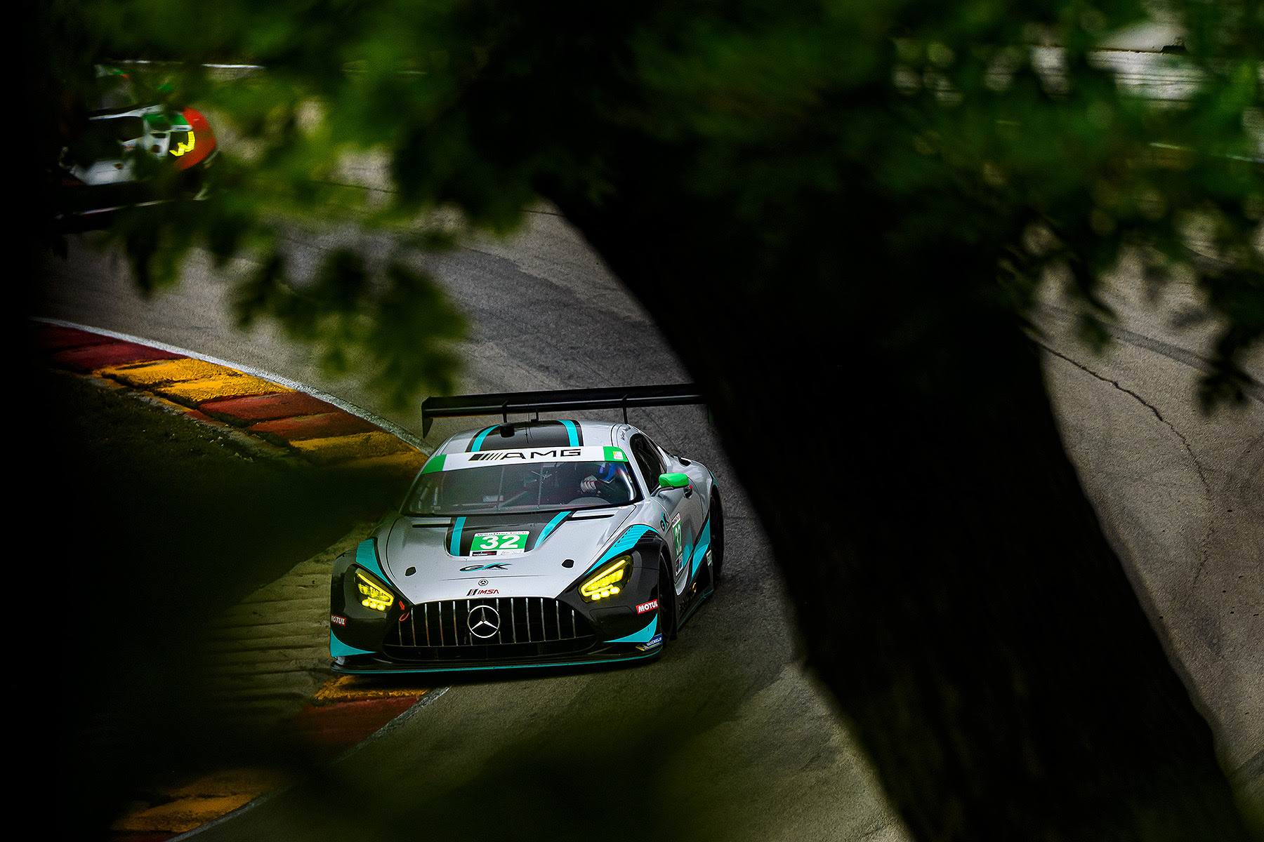 Lewis qualifies Gilbert Korthoff Mercedes 10th at Road America
