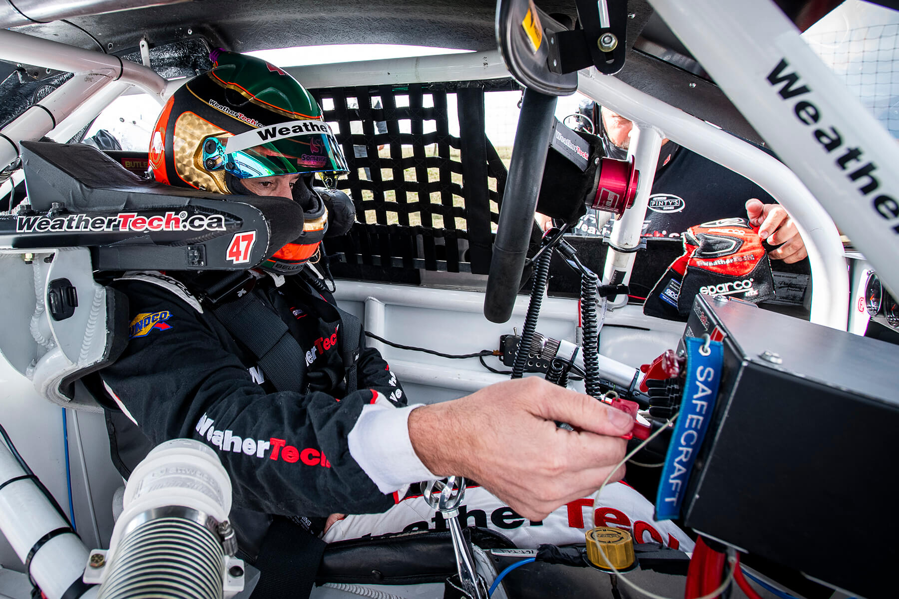THE #47 WEATHERTECH CANADA | GROUPE BELLEMARE TEAM AT THE LEGENDARY FLAMBORO SPEEDWAY