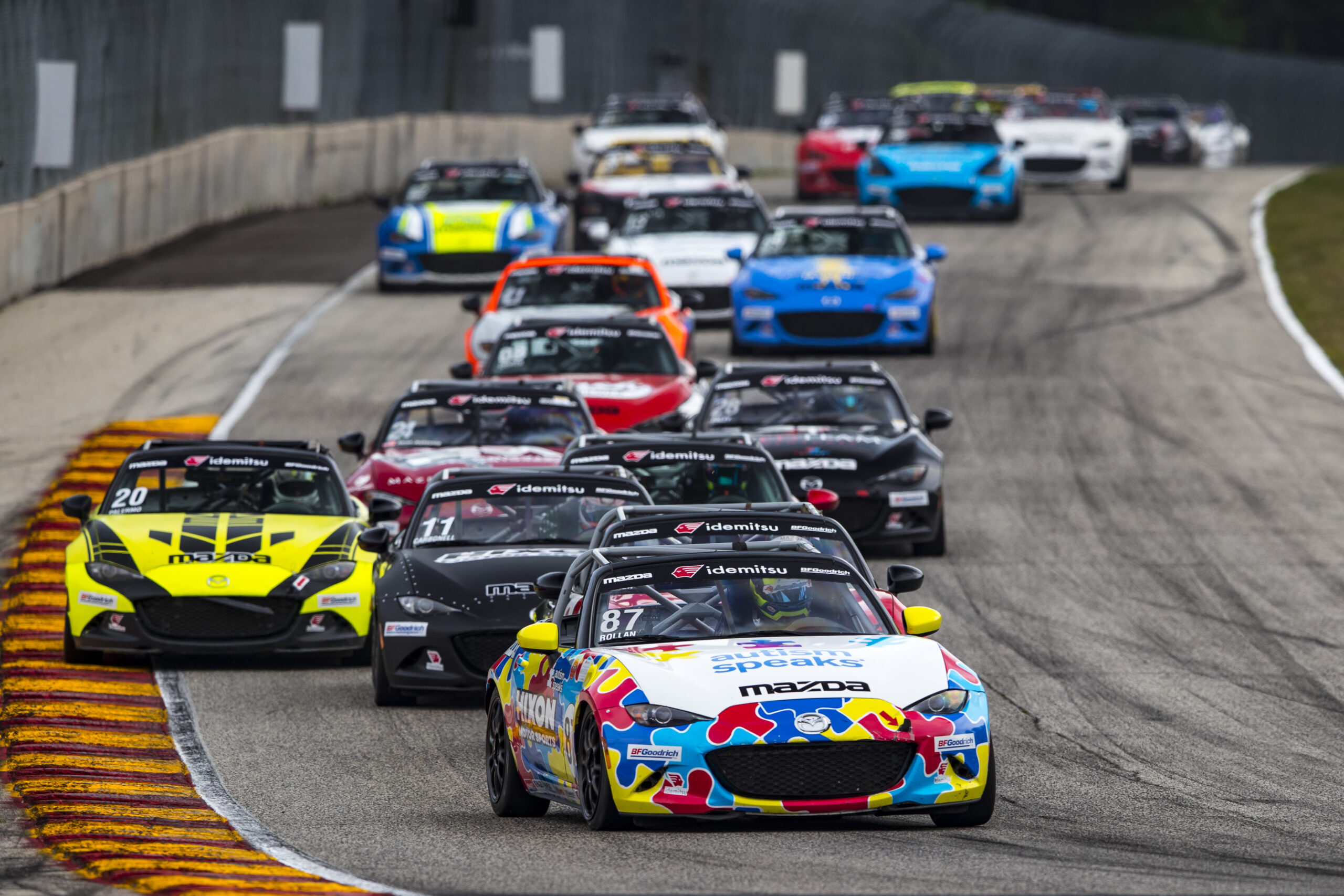 Mazda MX-5 Cup Championship Heats Up as it Heads West