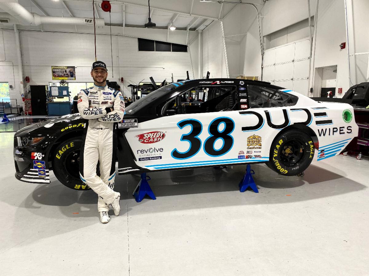DUDE Wipes Back with Alfredo at Bristol Motor Speedway
