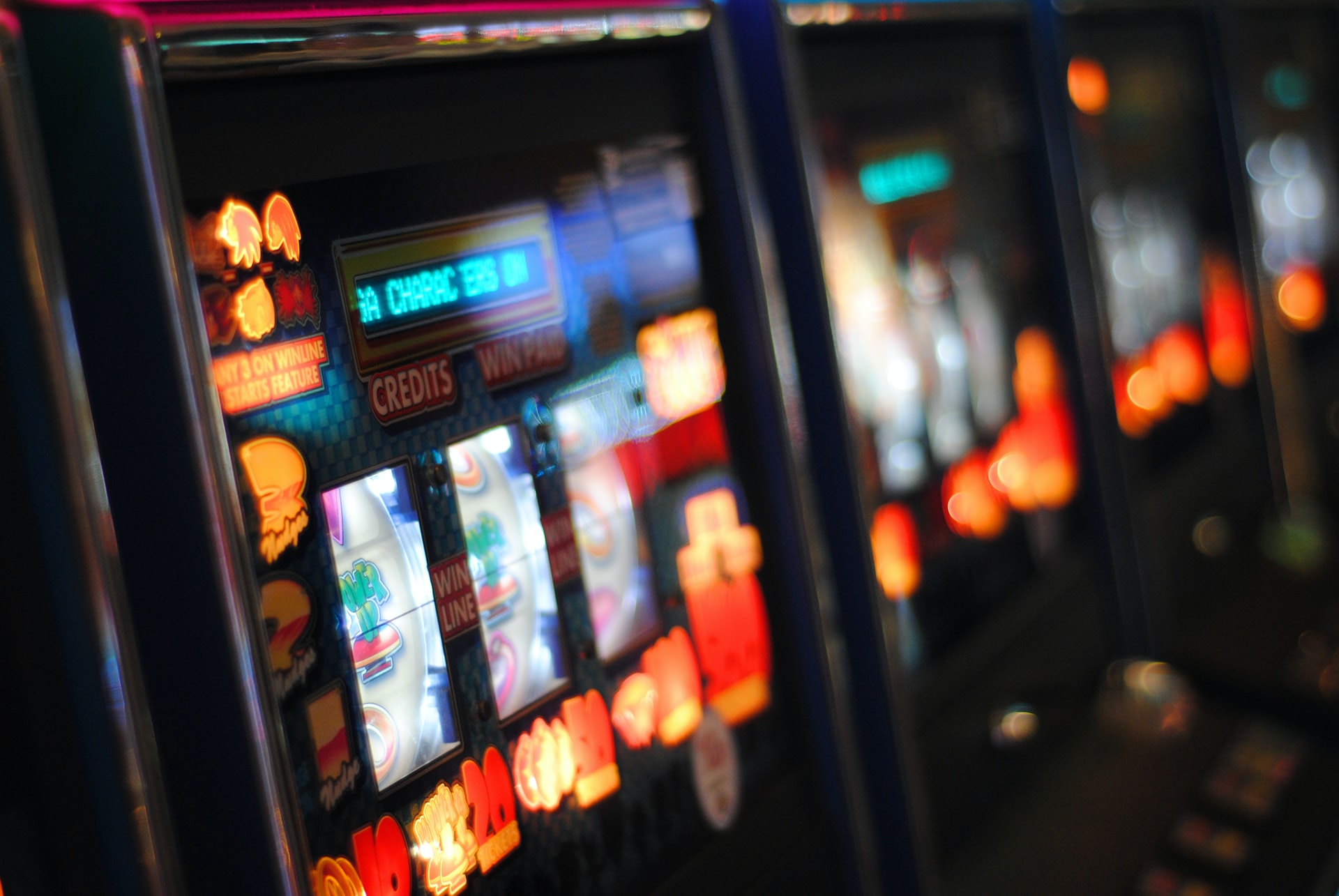 Why do people choose fun88 for playing slots online?