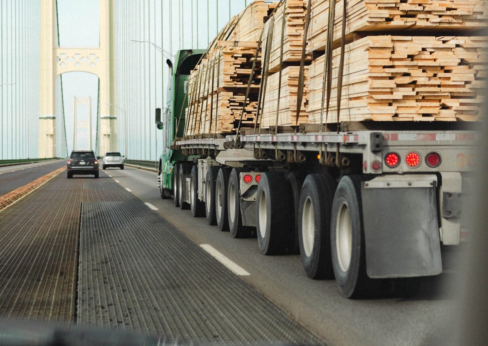 An Easy Guide to Negotiating a Truck Accident Settlement