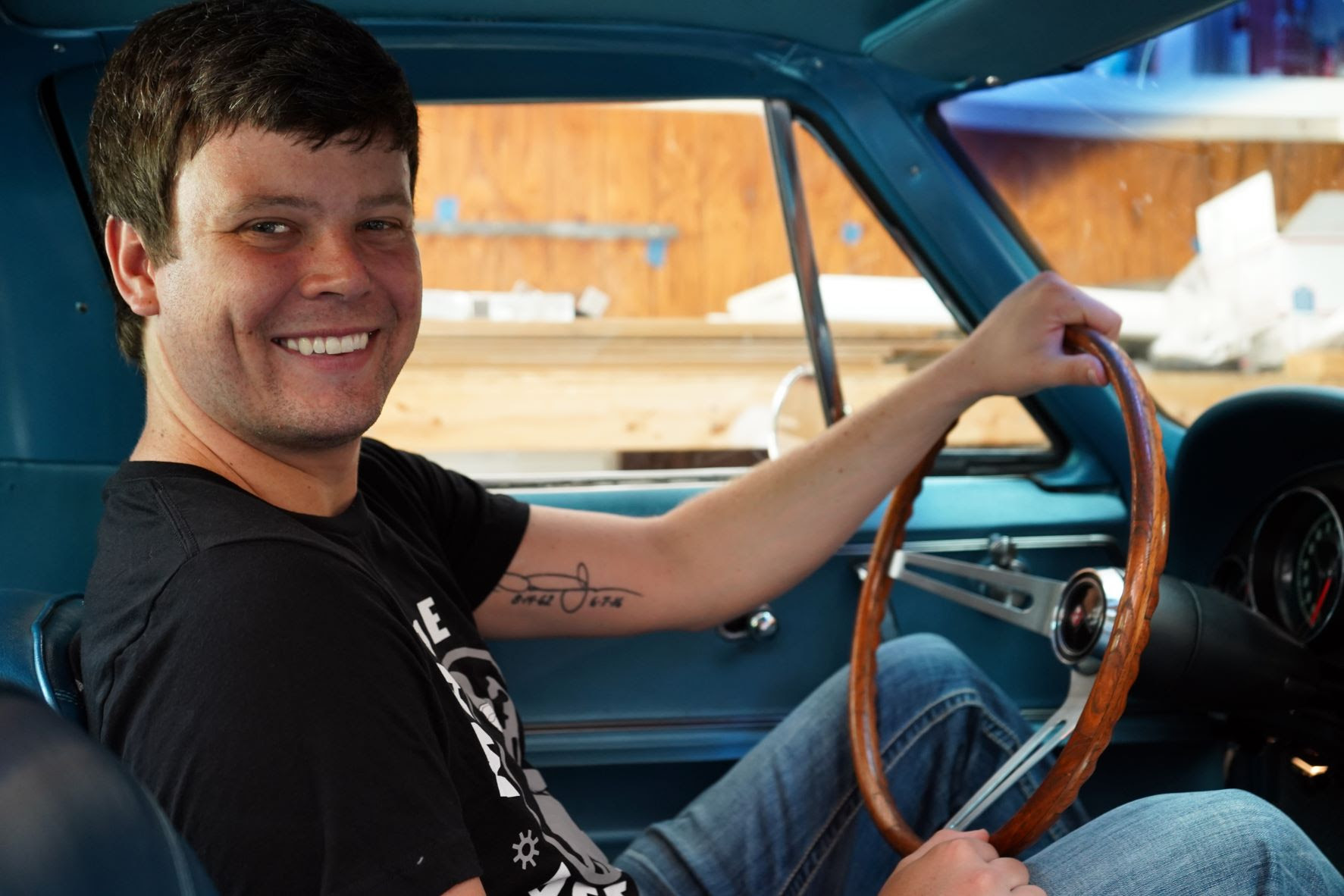 Erik Jones Hosts ‘3 Reasons to Race’ Fundraiser