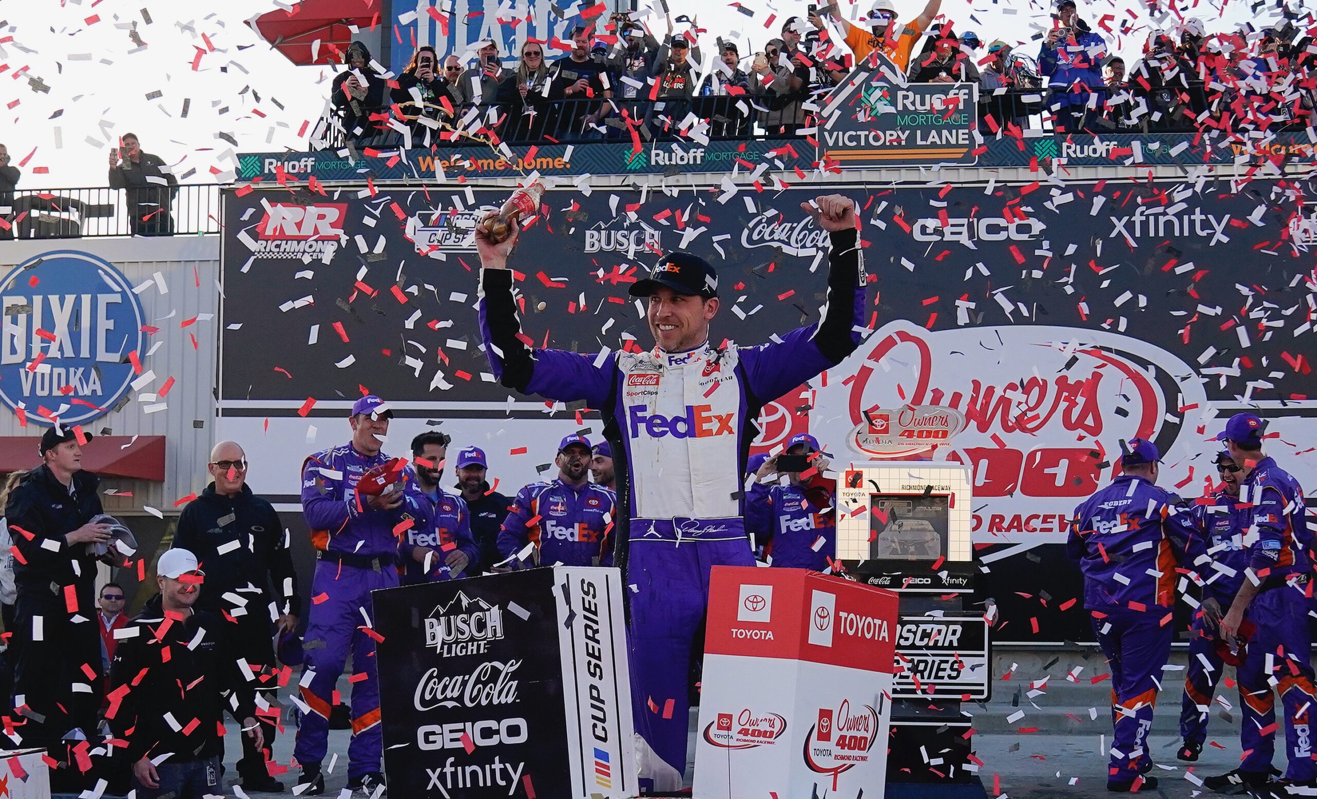 Hamlin rebounds with a dramatic Cup victory at Richmond Hamlin rebounds with a dramatic Cup victory at Richmond