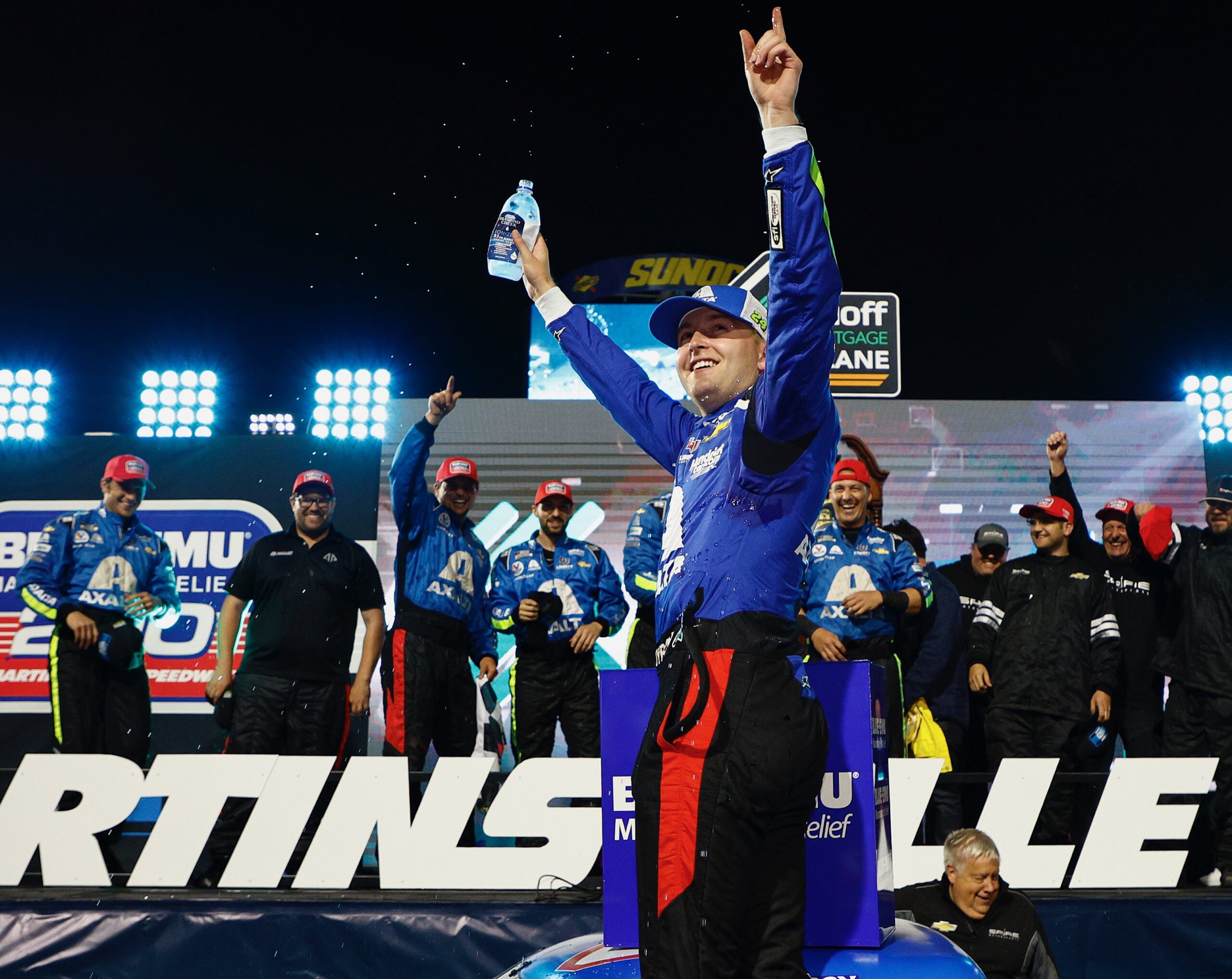 Byron scores a dominant victory in Truck return at Martinsville