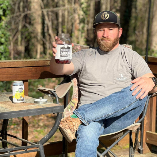 Junior Johnson’s Midnight Moon Teams Up With NASCAR Driver Jeffrey Earnhardt as Official Moonshine Partner