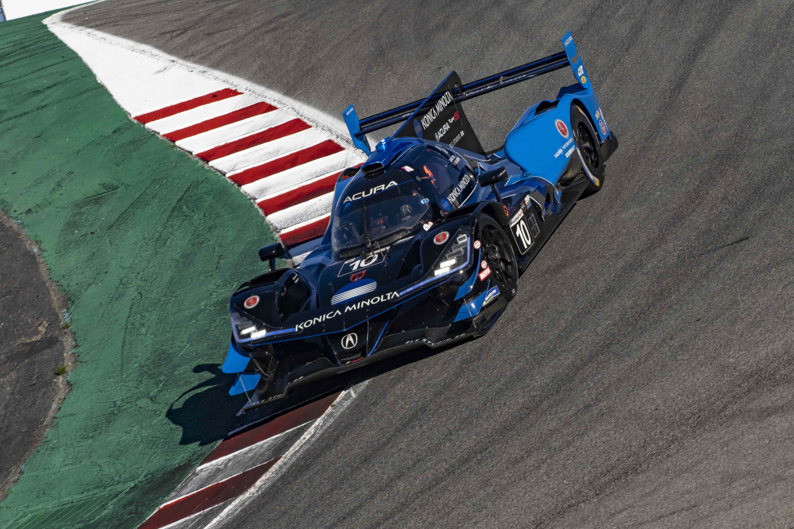 No. 10 Konica Minolta Acura ARX-05 Aiming for Victory at WeatherTech