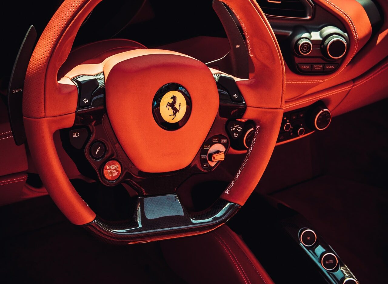 What Makes Hiring Luxury Cars On Airports The Best Choice?