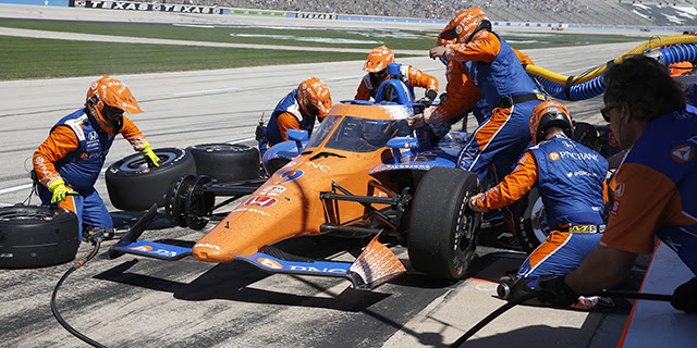 Indy 500 Pit Crews Take Center Stage in Ruoff Mortgage Pit Stop Challenge