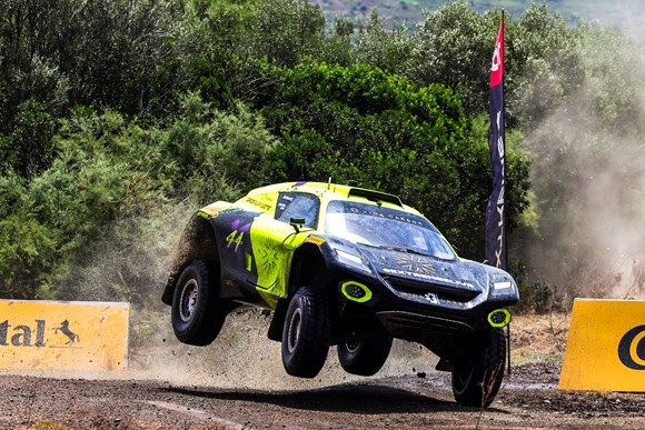 X44 suffer setbacks in NEOM Island X Prix I