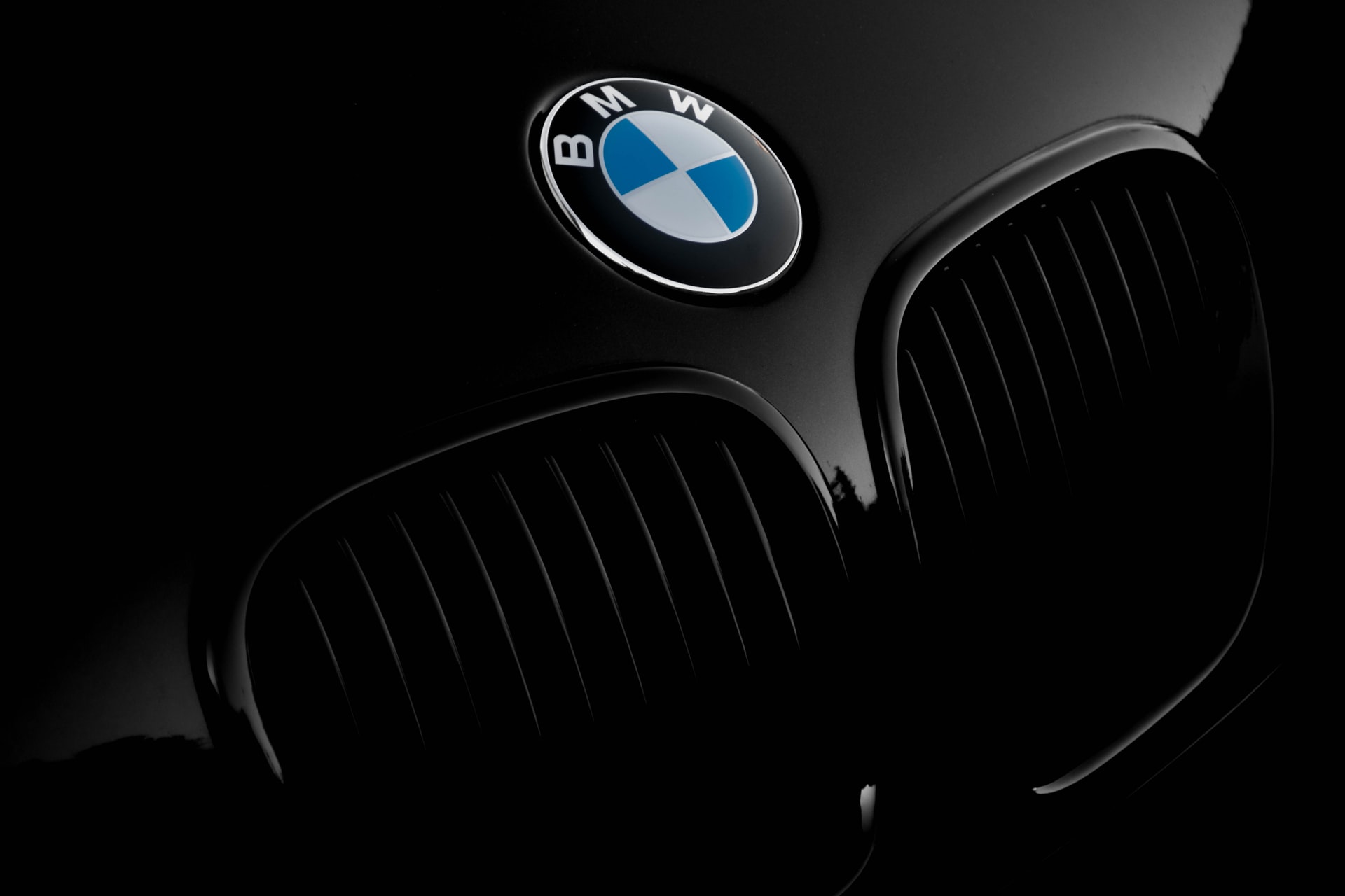 What to choose: BMW M3, M4 or BMW M5, M6?