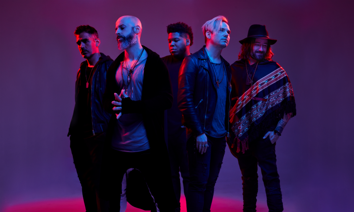 ROCK & ROLL TORCHBEARERS DAUGHTRY TO PERFORM AT AUTOTRADER ECHOPARK AUTOMOTIVE 500