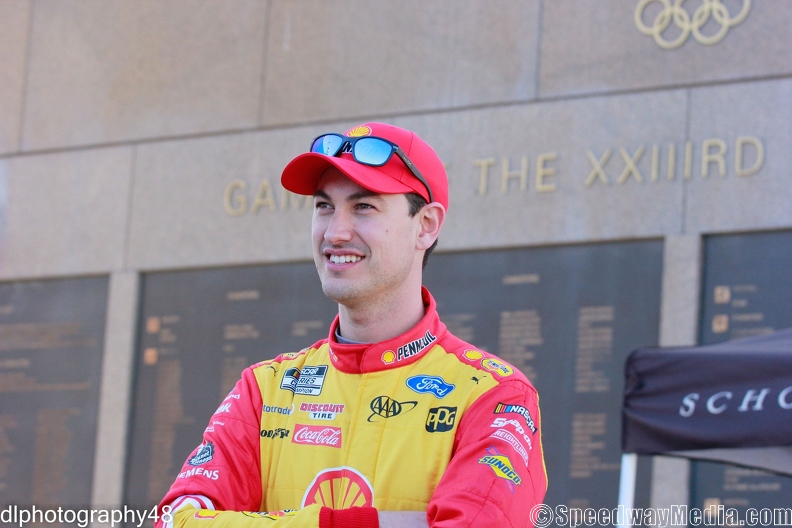 Logano to make 500th Cup career start at Bristol