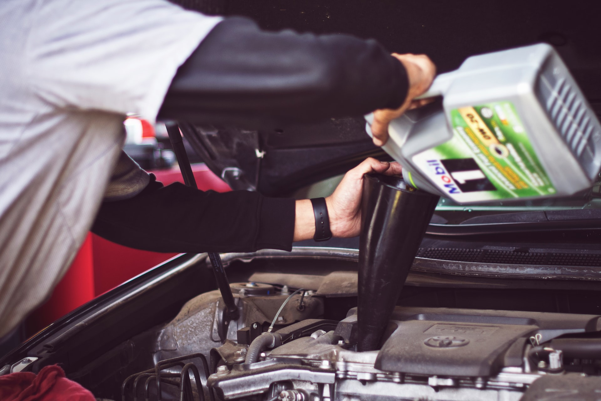 10 Car Maintenance Tips and Advice from Experts