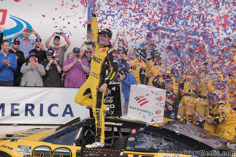 Bell advances to Playoff’s Round of 8 with Cup victory at Charlotte Roval