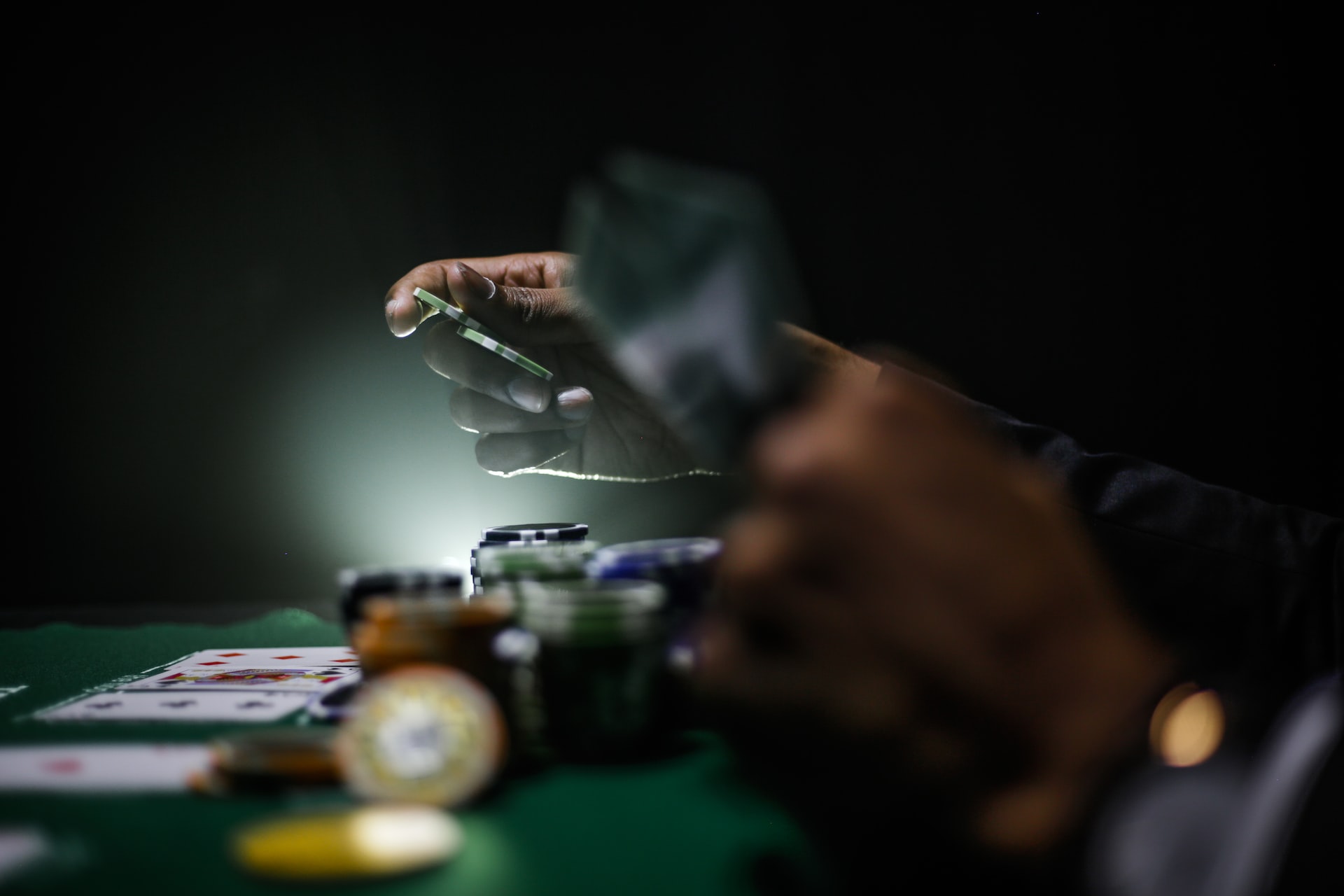 The Top 6 Kept Secrets About Online Gambling