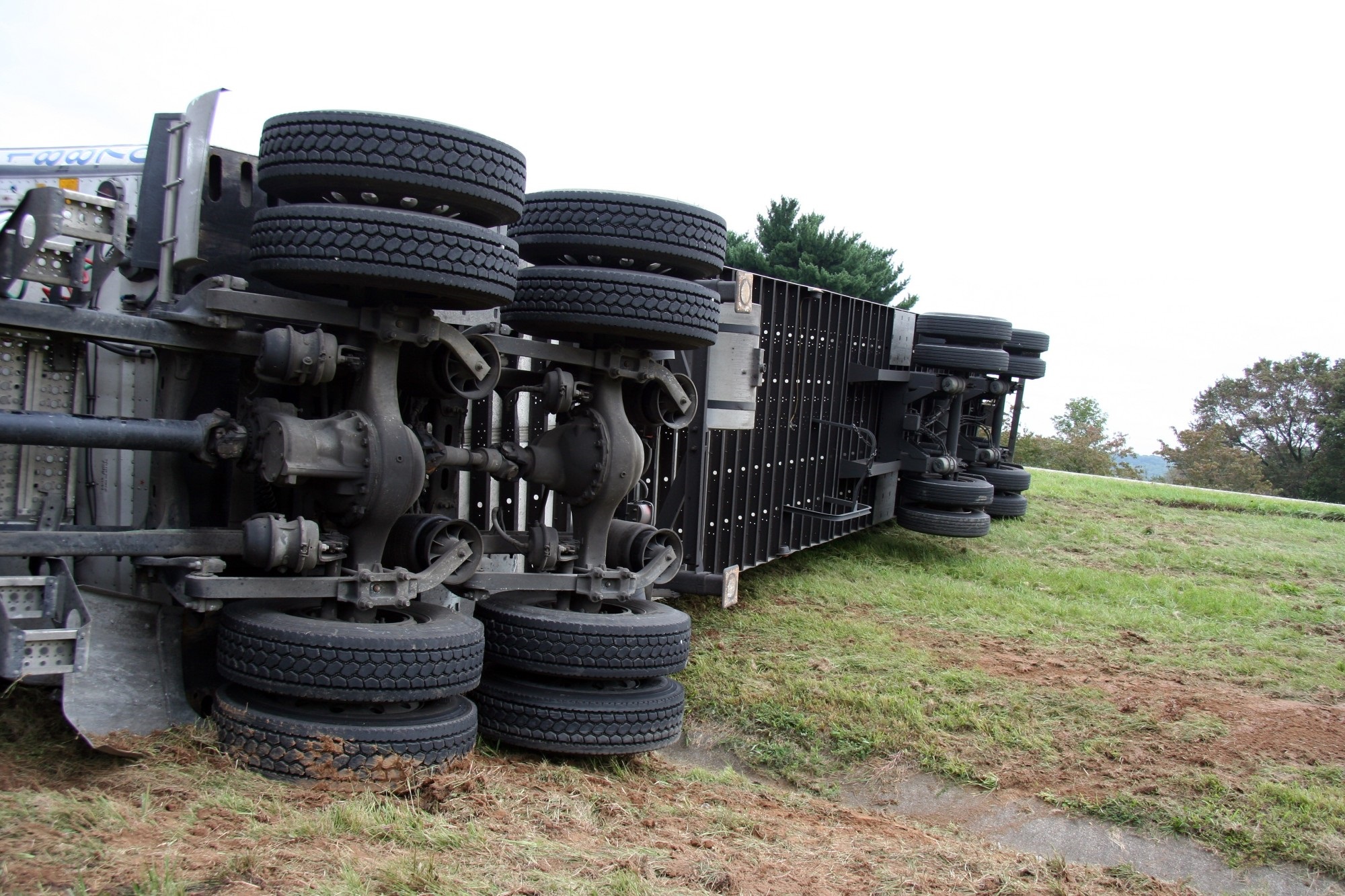 What Causes a Truck Rollover Accident?
