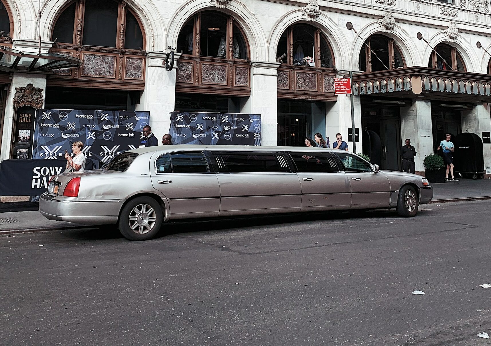 Making the Most of Your Limo Experience: Tips and Tricks