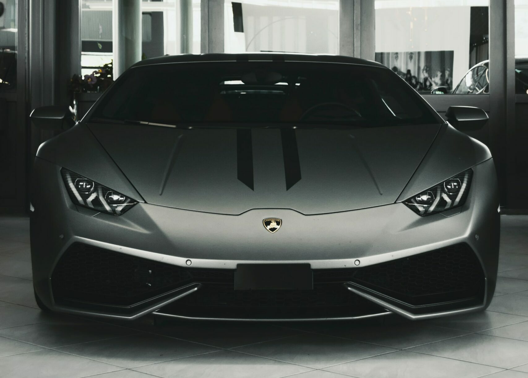 Important Things To Consider When Renting A Luxury Car