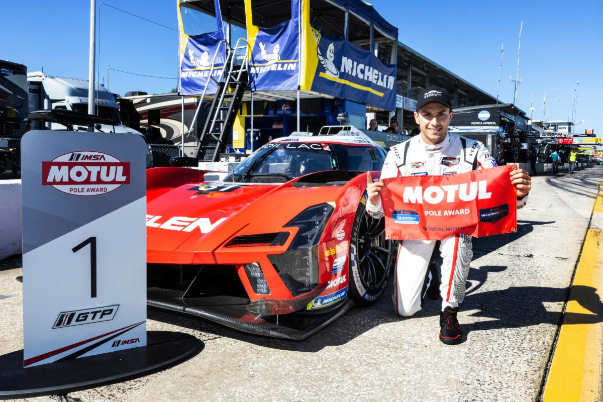 Cadillac sweeps front row for Twelve Hours of Sebring