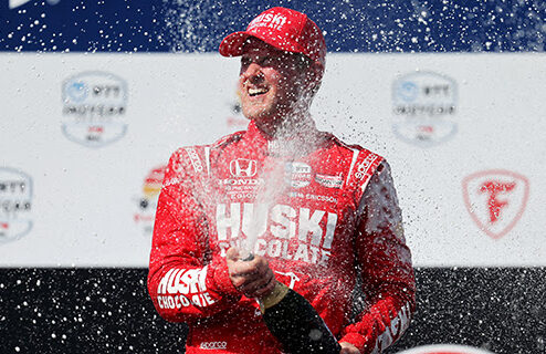 Ericsson Survives Chaos To Win Season Opener in St. Petersburg