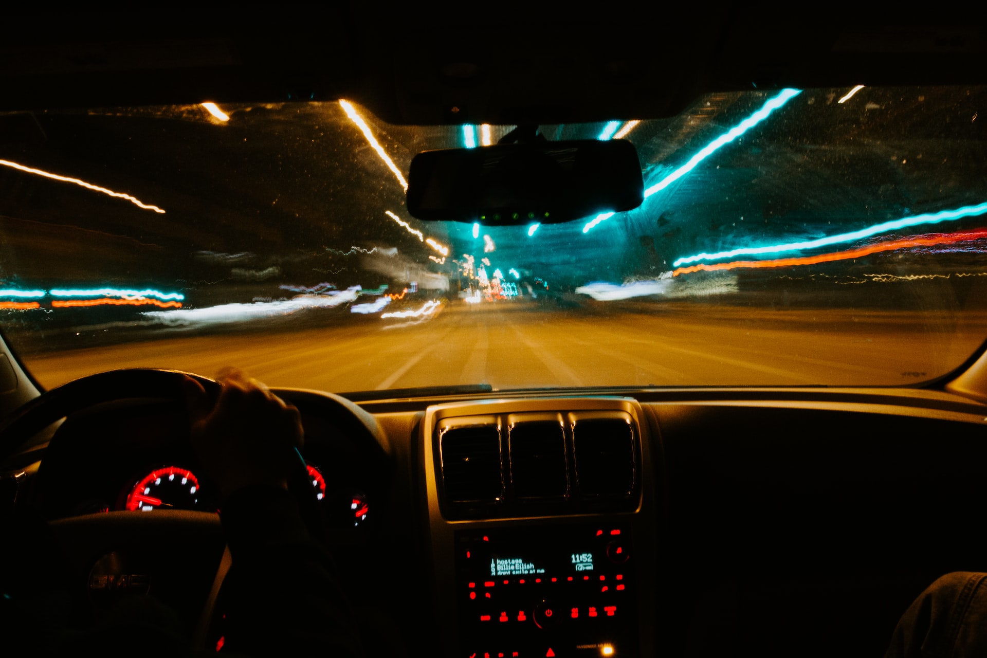 How to Drive Safely at Night