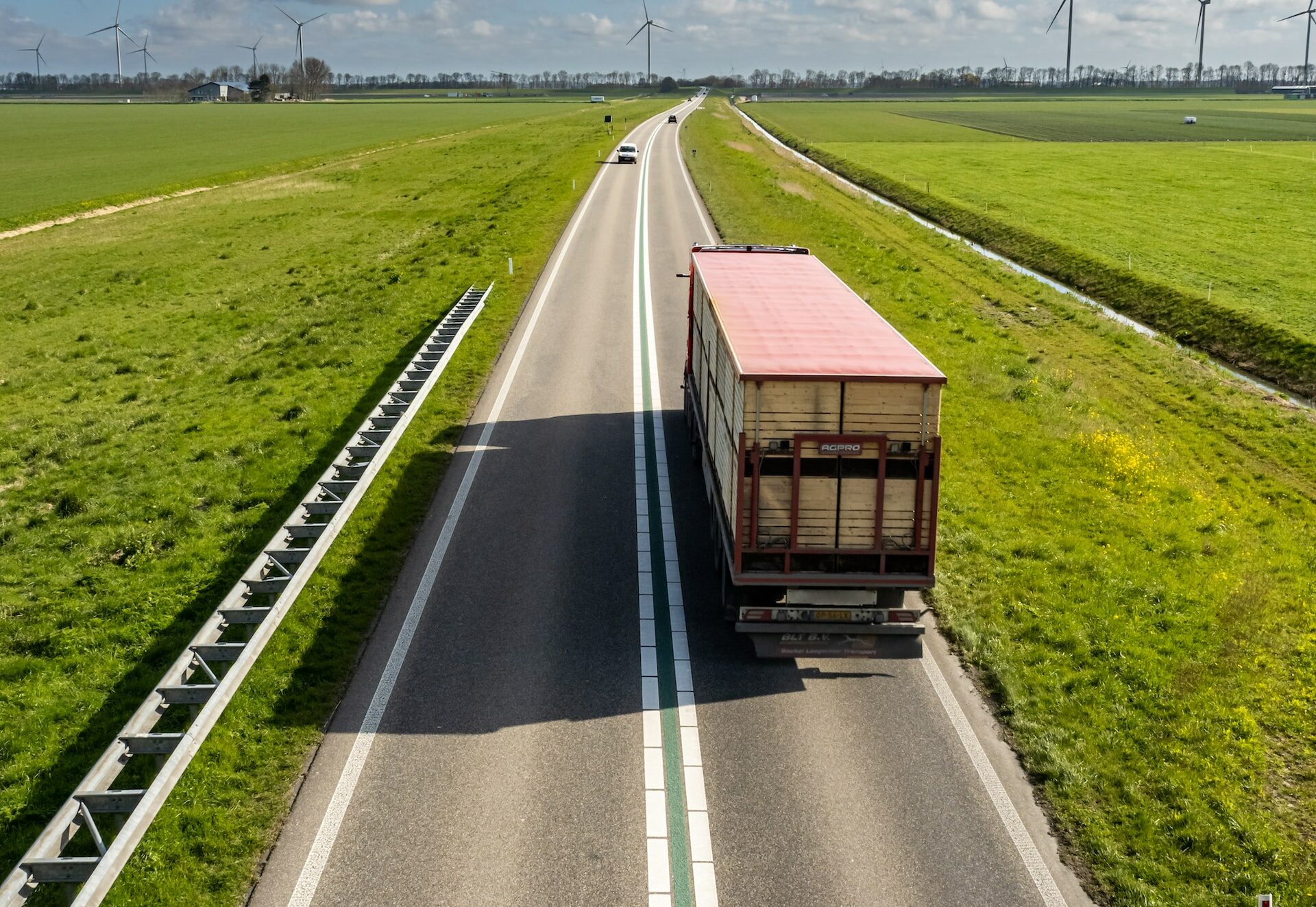 What Is Truck Roadside Assistance?