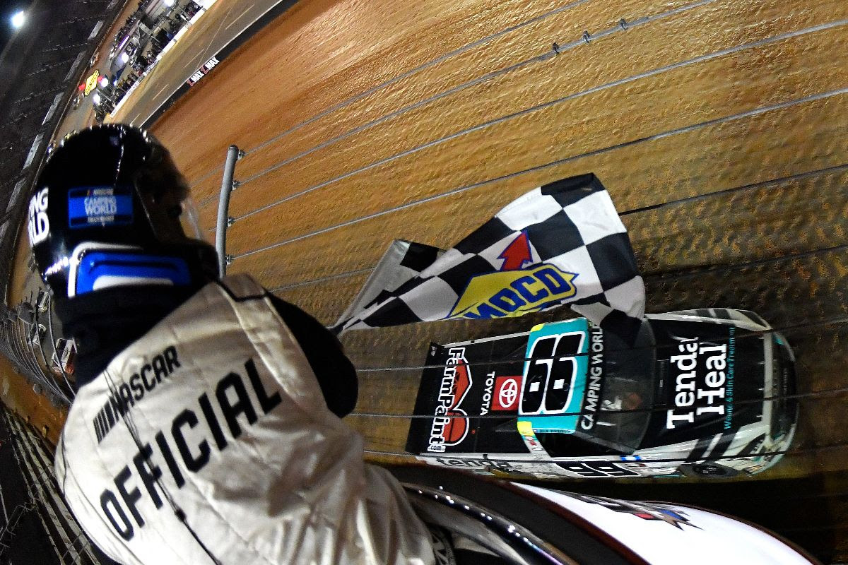 Diverse field of Craftsman Truck Series Regulars and Cup Moonlighters seeking victory at Weather Guard Truck Race on Dirt at Bristol Motor Speedway