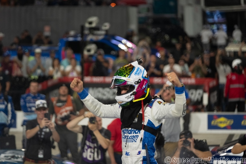 Larson cruises to third All-Star career victory at North Wilkesboro