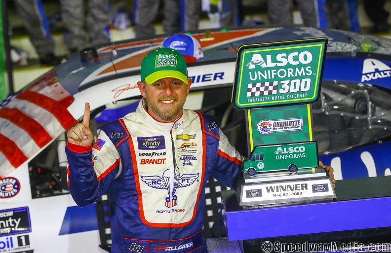 Allgaier gambles for first Xfinity victory of 2023 at Charlotte