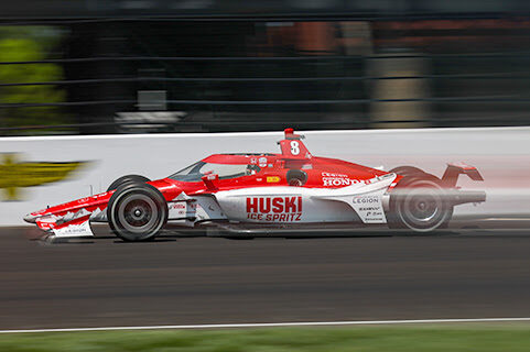 Ericsson Speediest in Pack, Alone as ‘Fast Friday’ Approaches