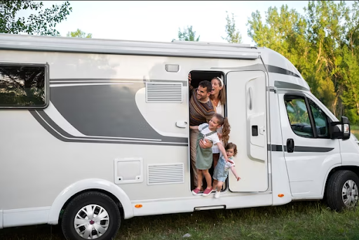 Four Effective Tips to Maintain Your Trailer