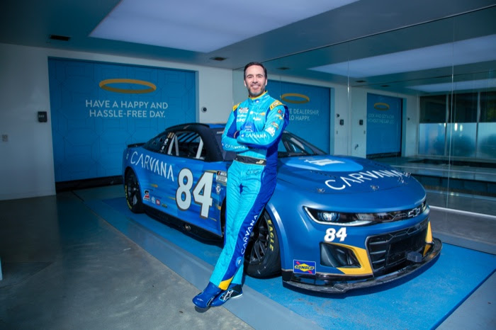 Carvana, Jimmie Johnson Reinvent New LEGACY MOTOR CLUB Paint Scheme Ahead of Chicago Race